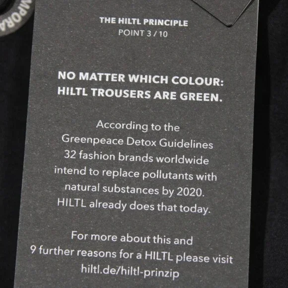 Hiltl NWT Dayne Chinos / Casual Pants Size 34 US Contemporary Fit in Dark Blue